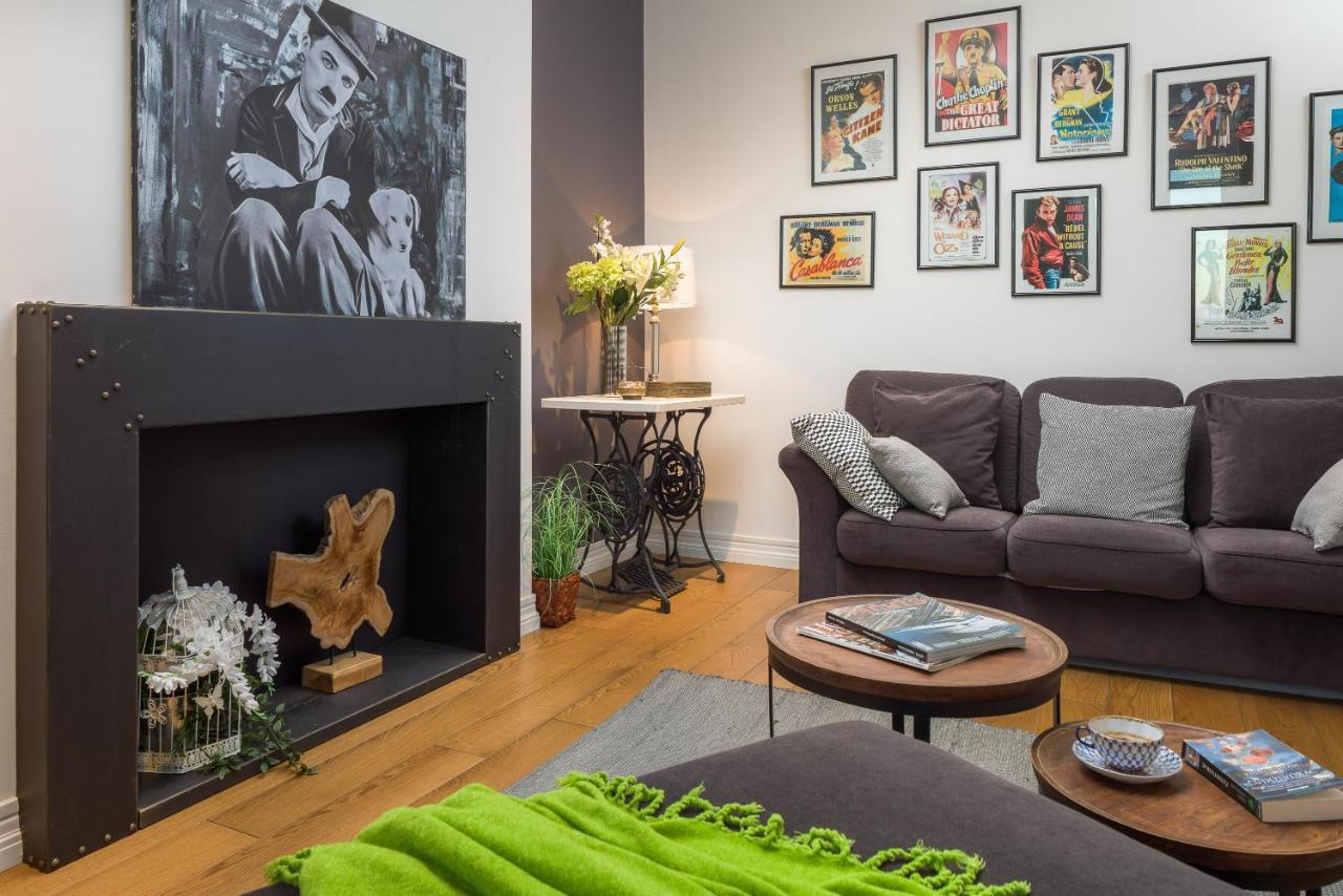 Charlie Chaplin Apartment Split Luaran gambar