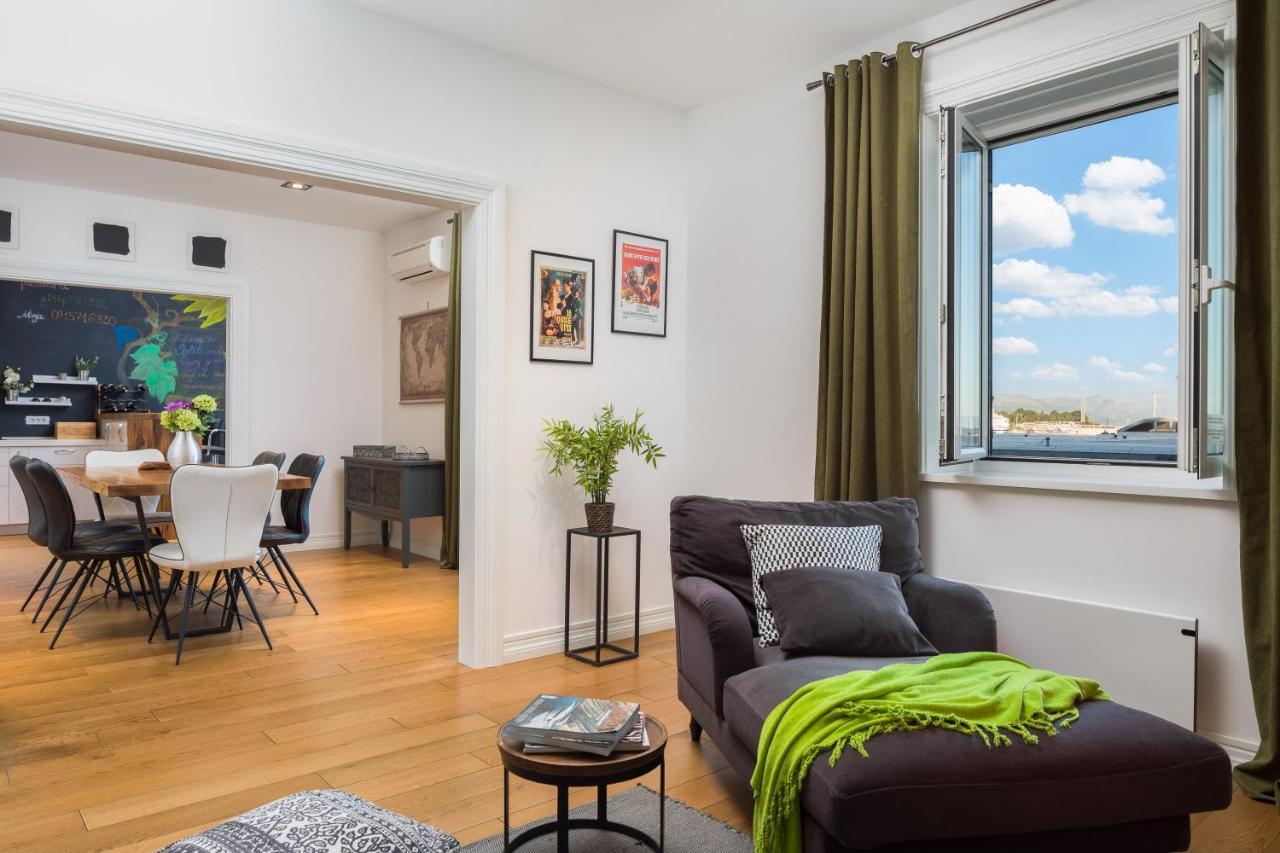 Charlie Chaplin Apartment Split Luaran gambar