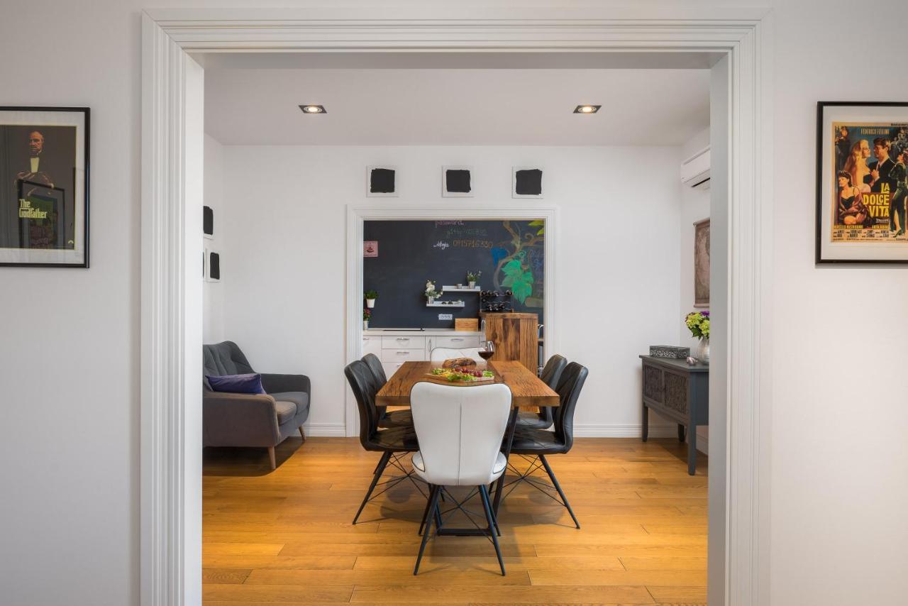 Charlie Chaplin Apartment Split Luaran gambar