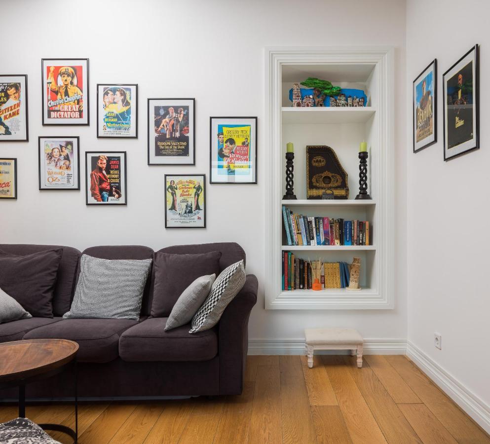 Charlie Chaplin Apartment Split Luaran gambar